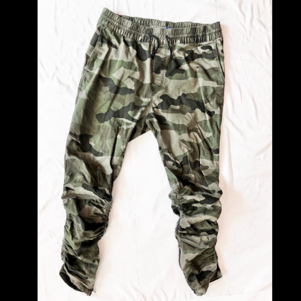 Men’s Camo Joggers